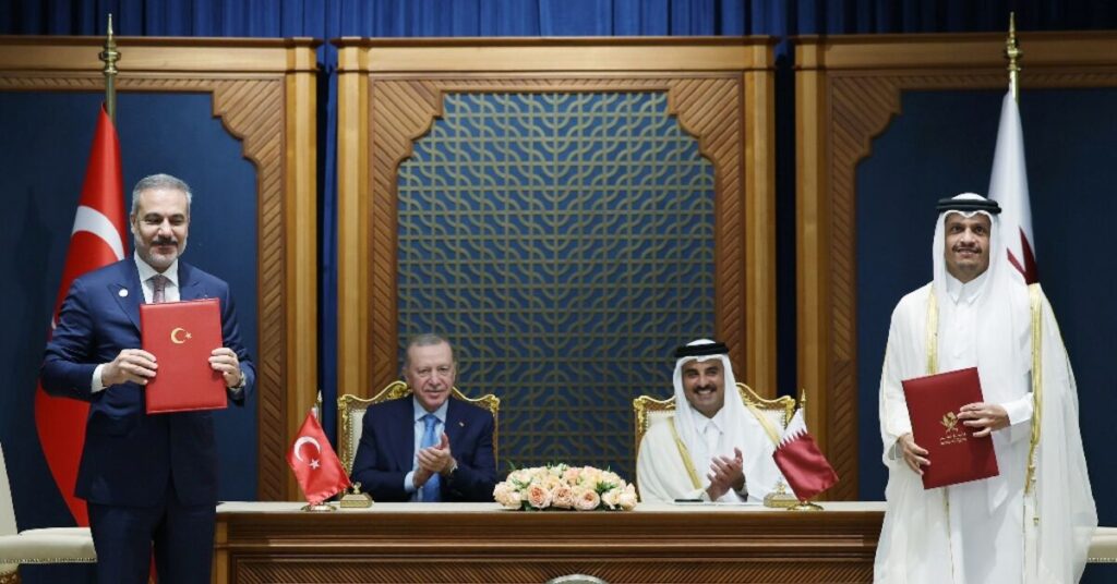 Turkey, Qatar step up bid to protect Gaza truce Turkey, Qatar step up bid to protect Gaza truce