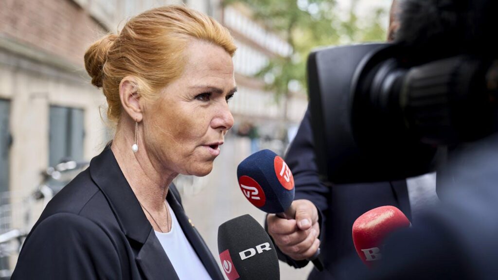 Støjberg said that there were no buses in North Jutland, but she stood at the wrong stop