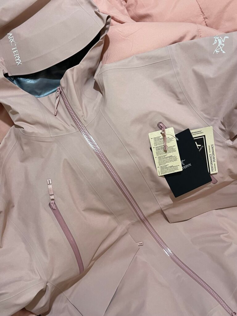 got my new jacket for hiking/everyday!