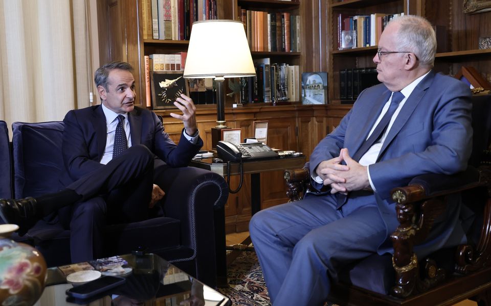 Mitsotakis calls Gaza peace summit ‘historic,’ highlights Greece role in Mideast