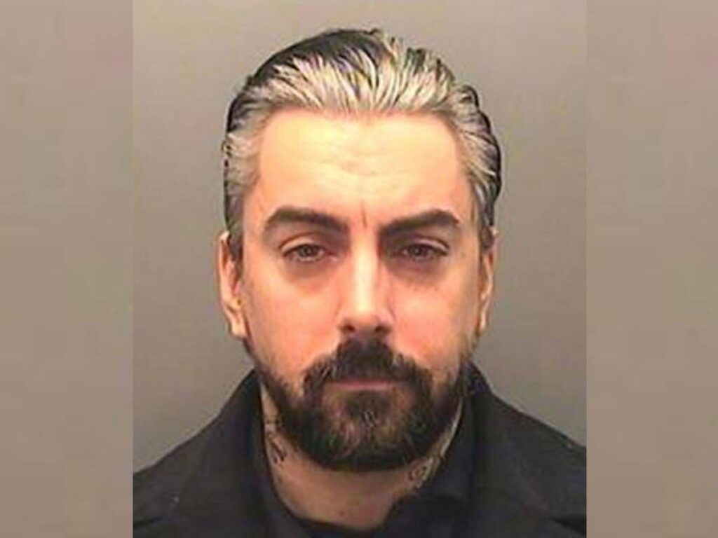 Lostprophets singer Ian Watkins murdered in prison