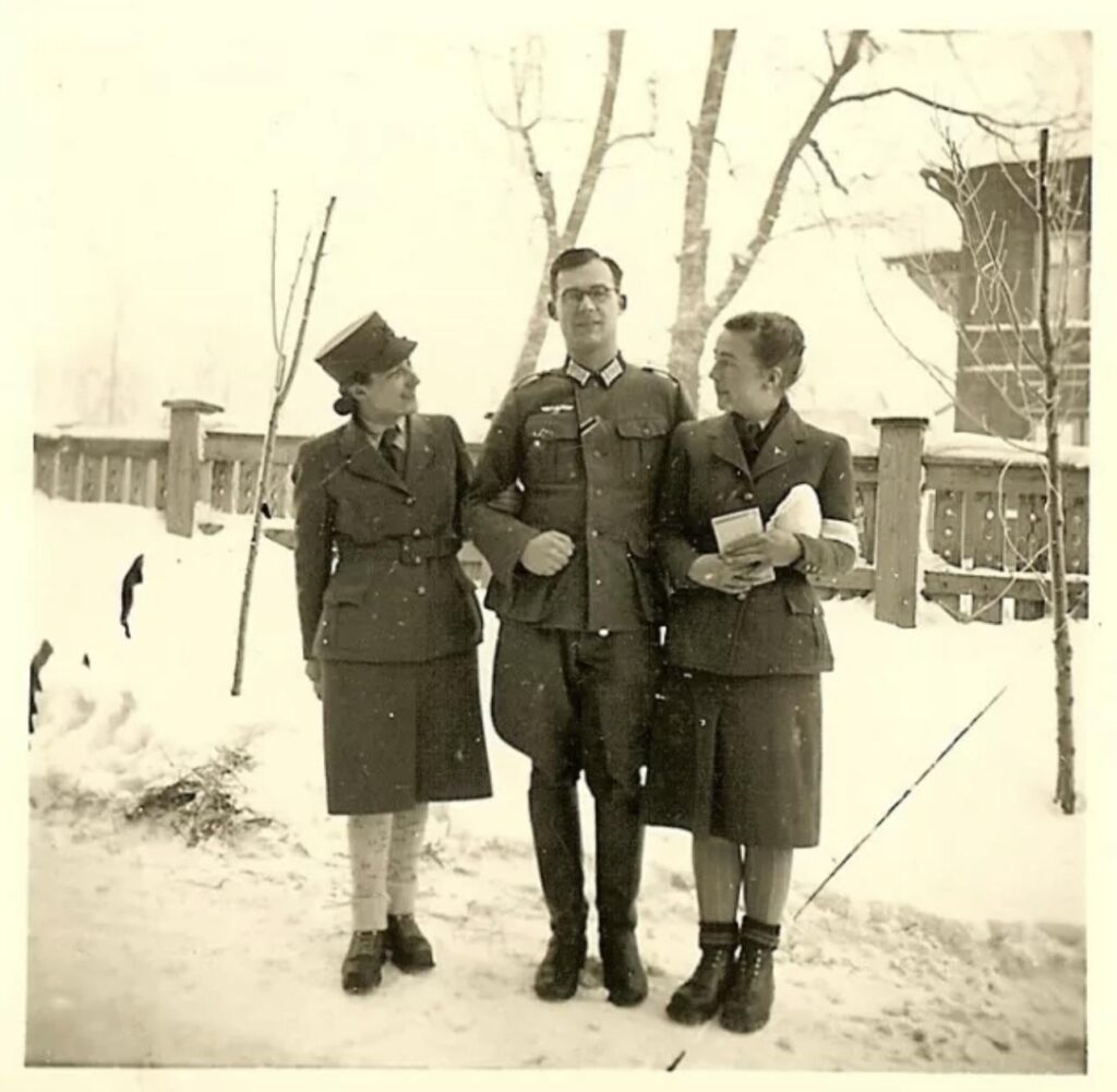 An army officer with a pair of Slovenian Army Nurses, 1942.