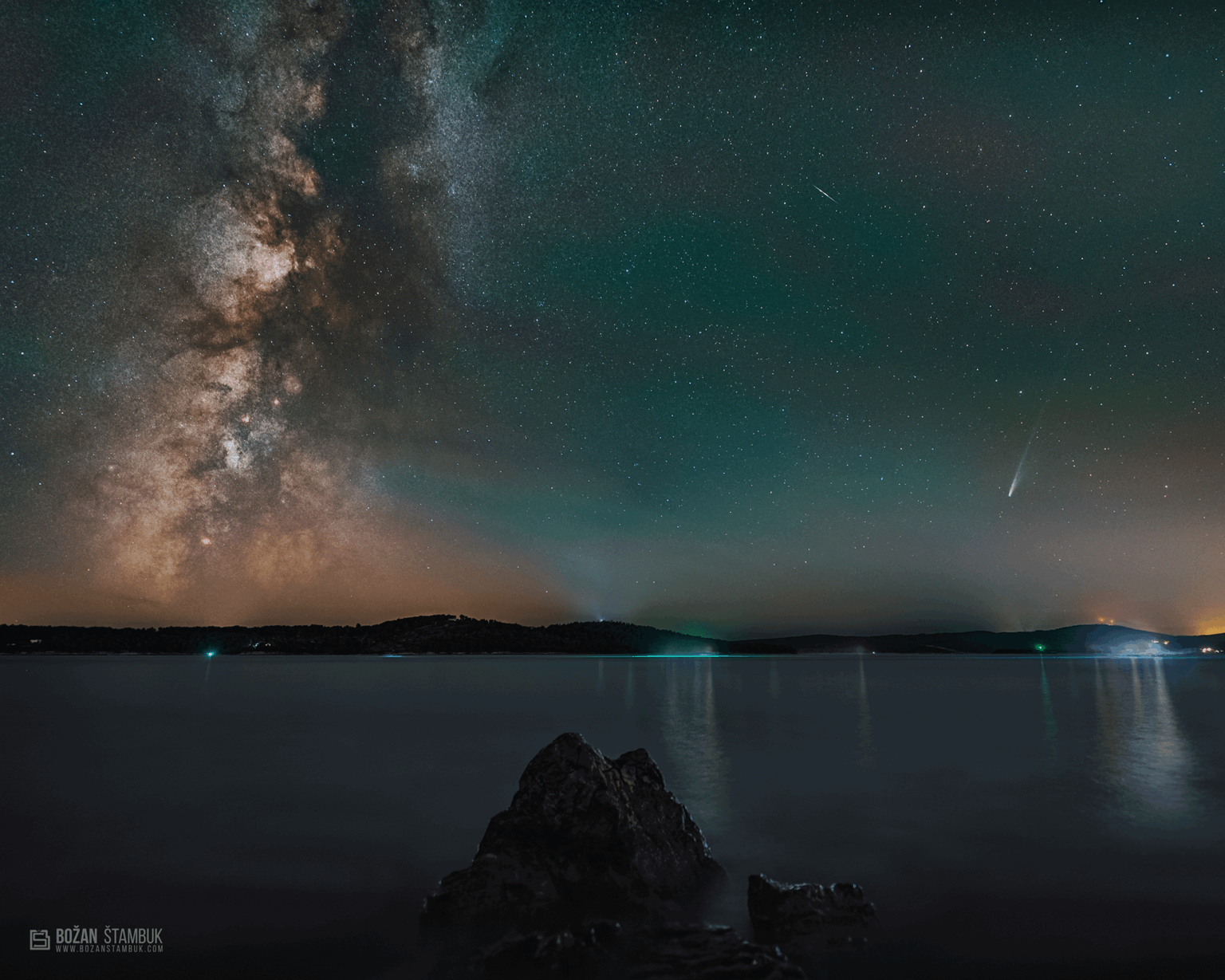 The night sky above the Split Gate