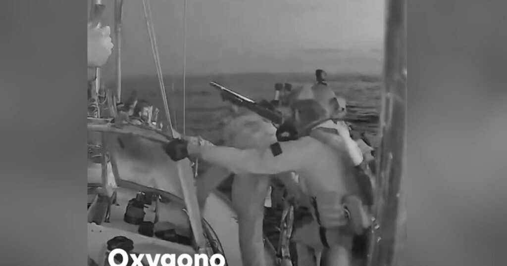 Gaza: Israeli forces resalto on Greek vessels - "If you see these videos, we have kidnapped a total of 6 Greek ships,