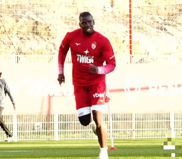 Paul Pogba spotted training with AS Monaco