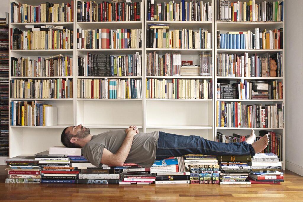 How reading “starts a real symphony” in the brain