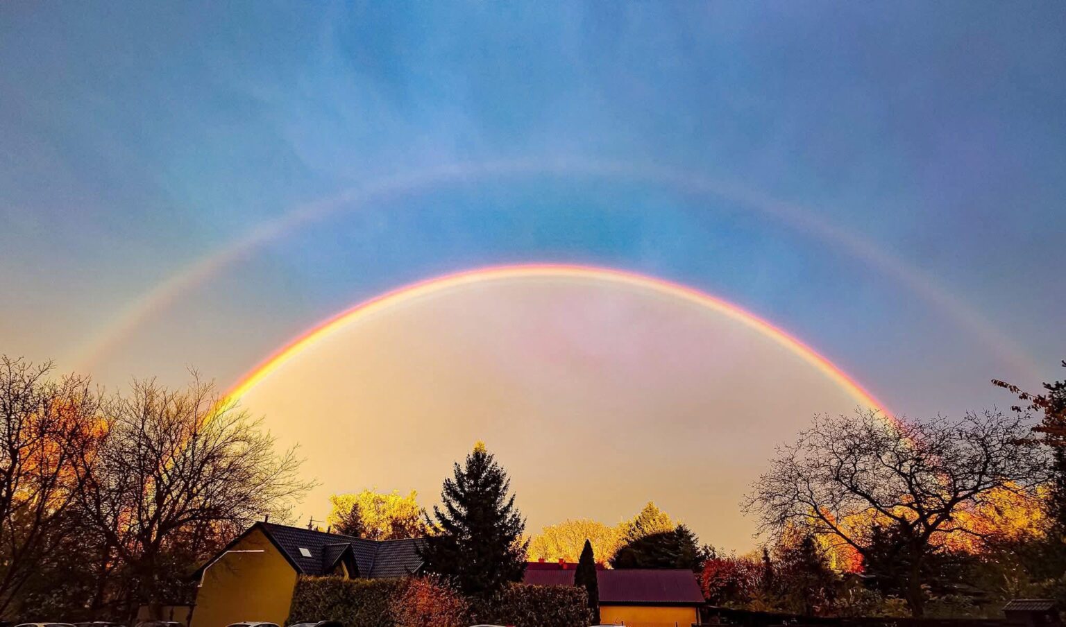 I like the sky after a storm, yesterday I had such beautiful views and I wanted to share them with you