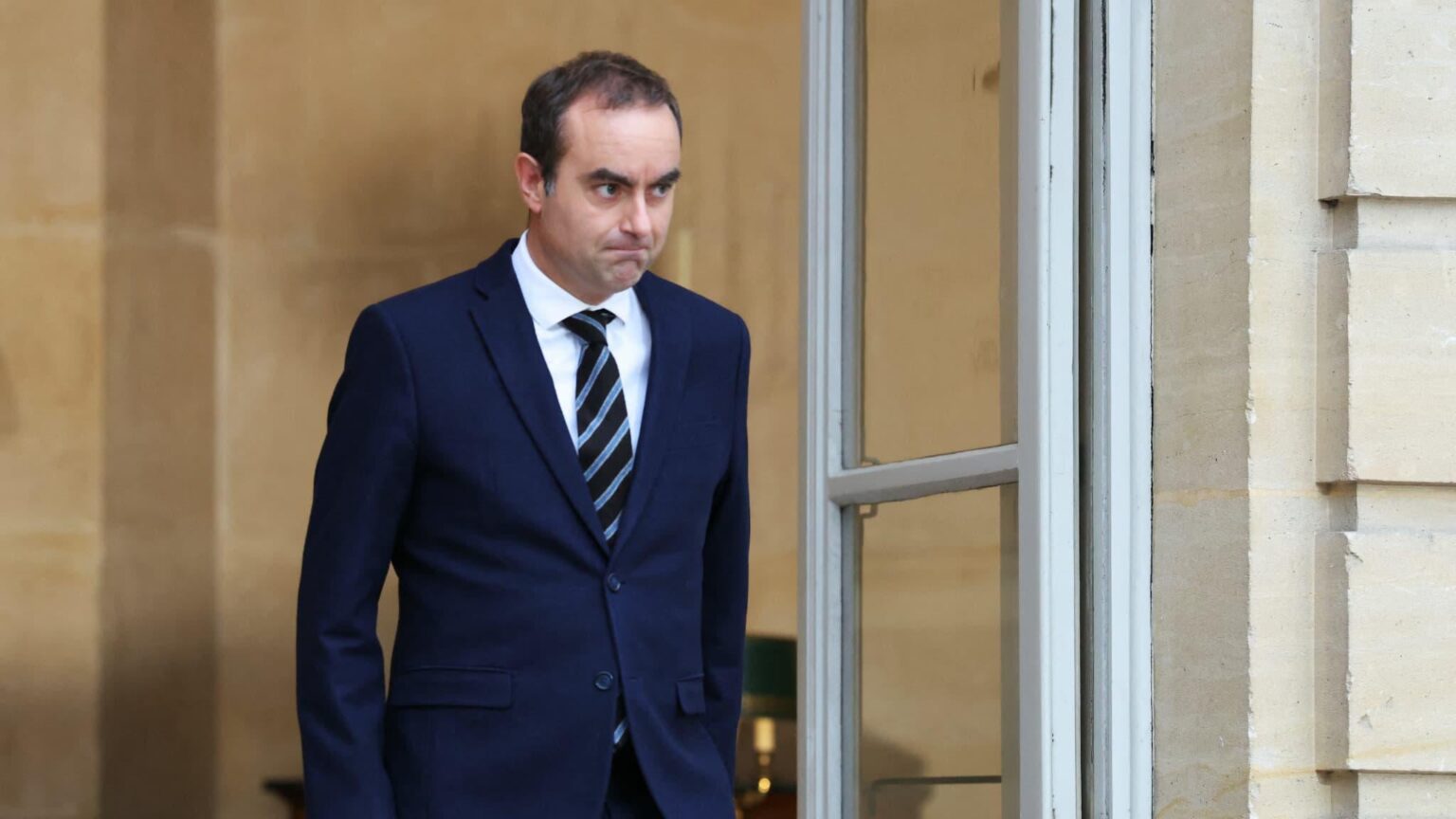 DIRECT. Sébastien Lecornu opens the door to a new resignation “if the conditions were no longer met again” DIRECT. Sébastien Lecornu opens the door to a new resignation "if the conditions were no longer met again"