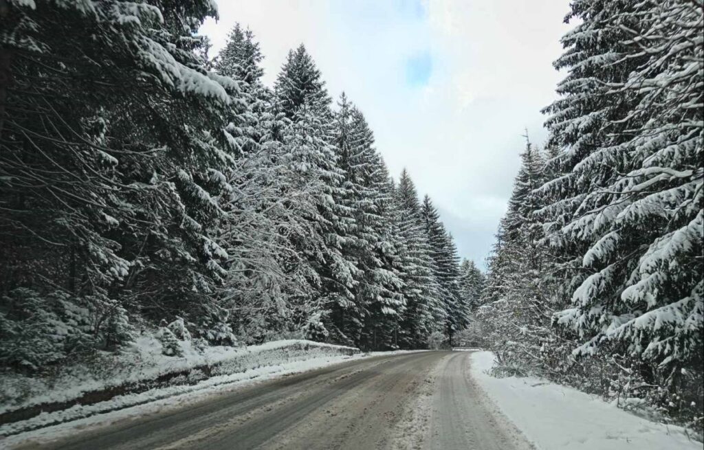 The First Snow Blankets Countries Across the Region