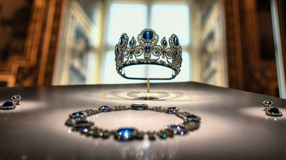 The burglars were after France's crown jewels (archive photo).