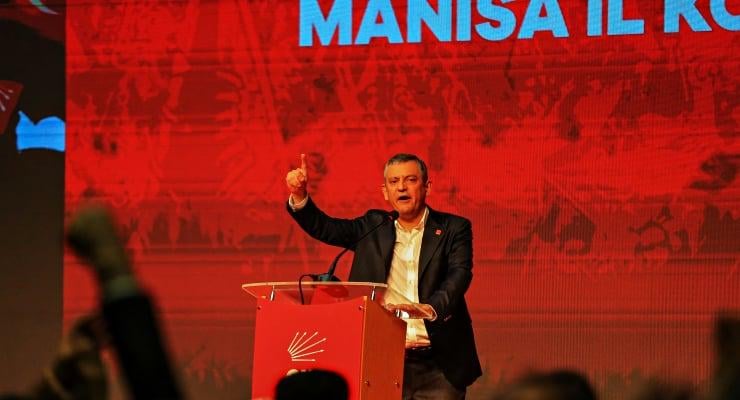Participating in his party's 39th Manisa congress, Özel stated that they had started preparations for the general election and said, "Whoever loves me should follow me, and whoever loves his country should follow me."