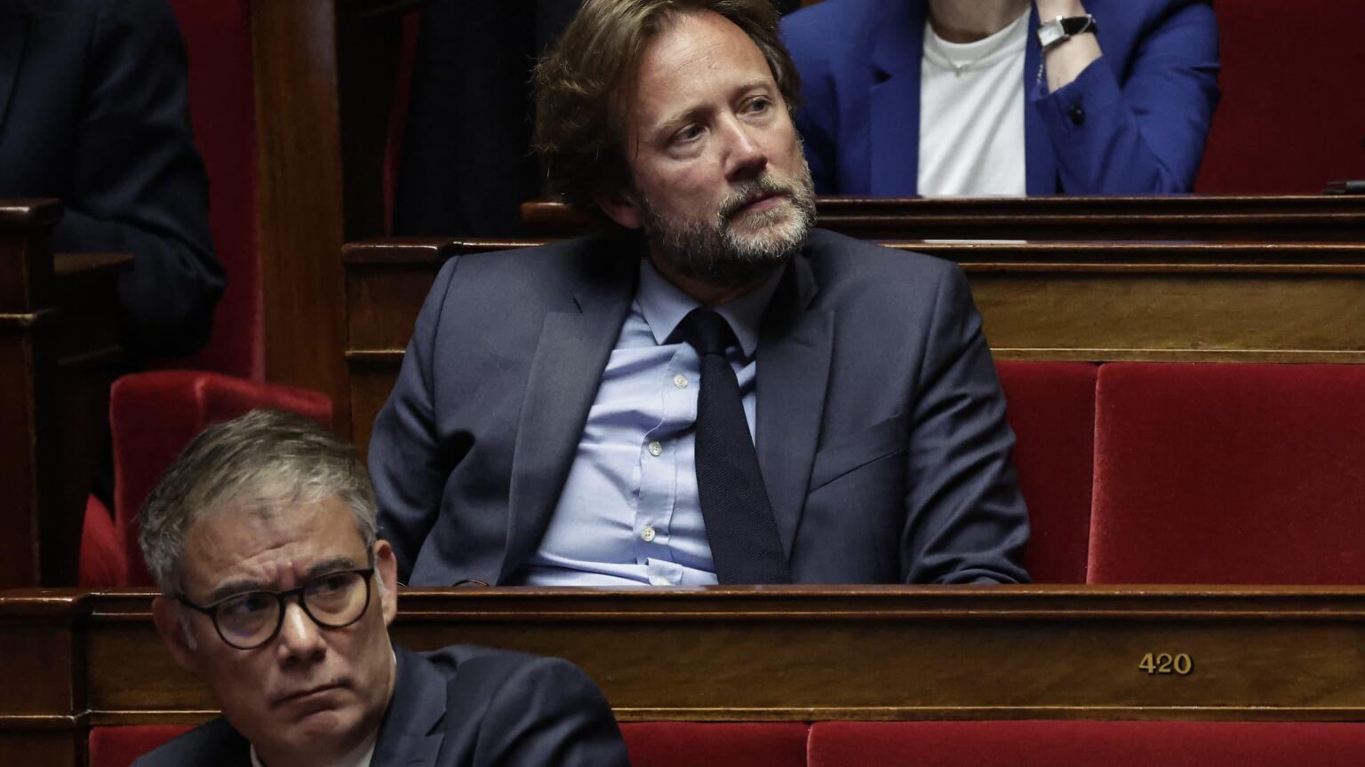 DIRECT. General policy speech by Sébastien Lecornu: the socialists "will not vote on a motion of censure"