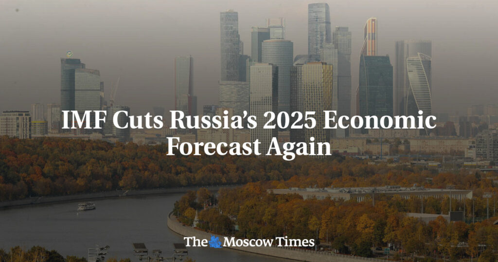 IMF Cuts Russia’s 2025 Economic Forecast Again