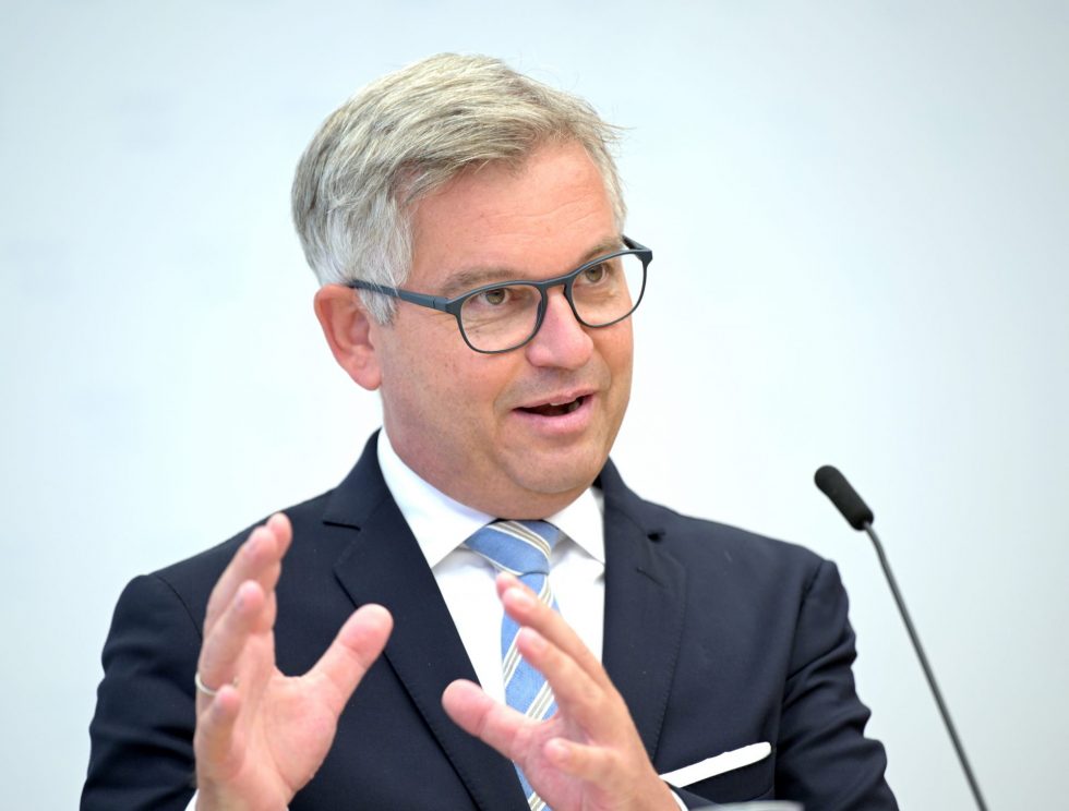 Brunner presents solidarity pool migration