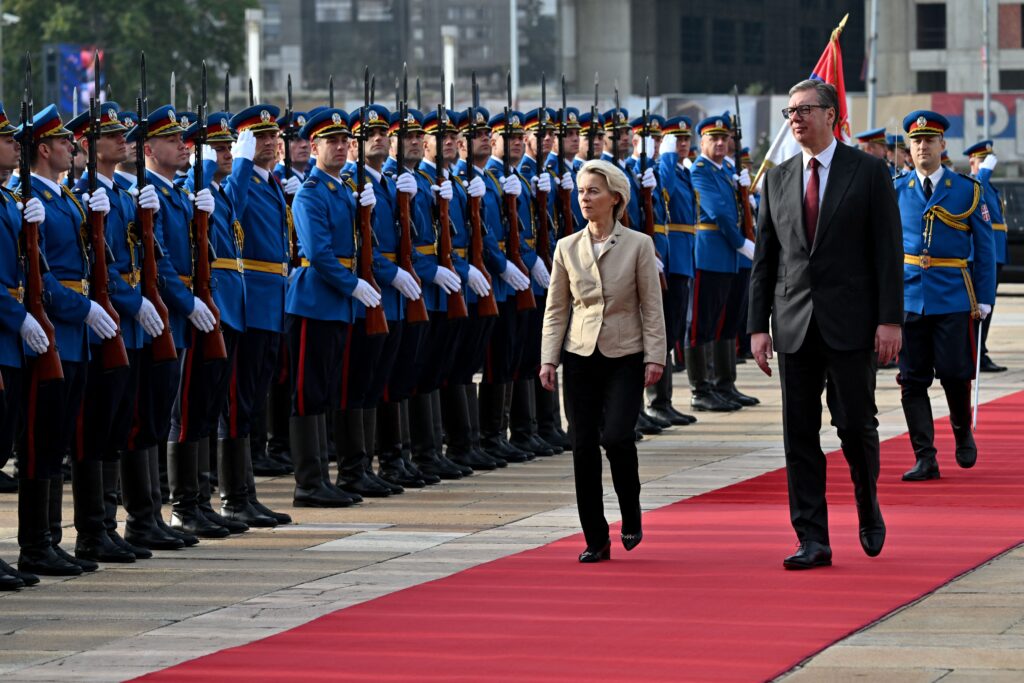 Serbia must "redoubles" efforts towards EU membership