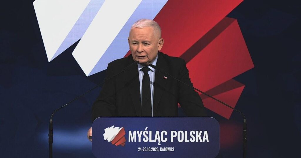 Jarosław Kaczyński opened the PiS convention. He spoke about the threat to the existence of the country. He pointed to Brussels and Berlin