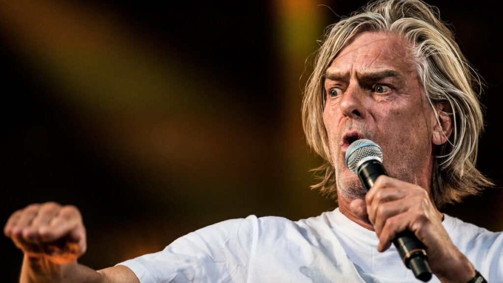 Peter AG will sue the moderates: 'Don't fuck with the wild rabbits'