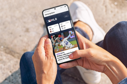 Samsung and Yahoo Media Group Partner to Deliver Live Sports and Financial Market Information in Samsung News’ First Major Features Expansion