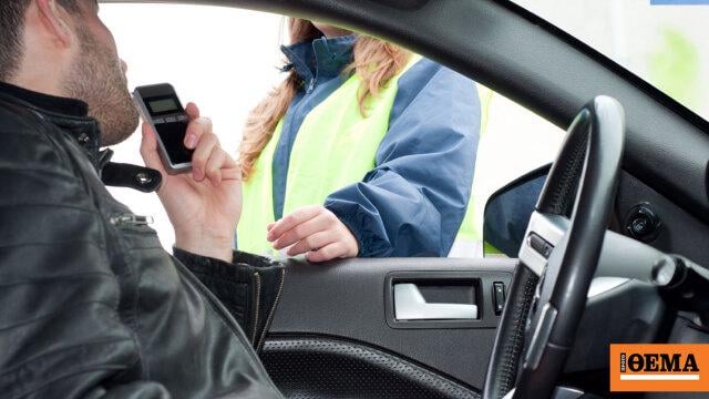 Groups on Social Media with over 200,000 members were informed of Traffic Bloches to avoid drivers - two arrests