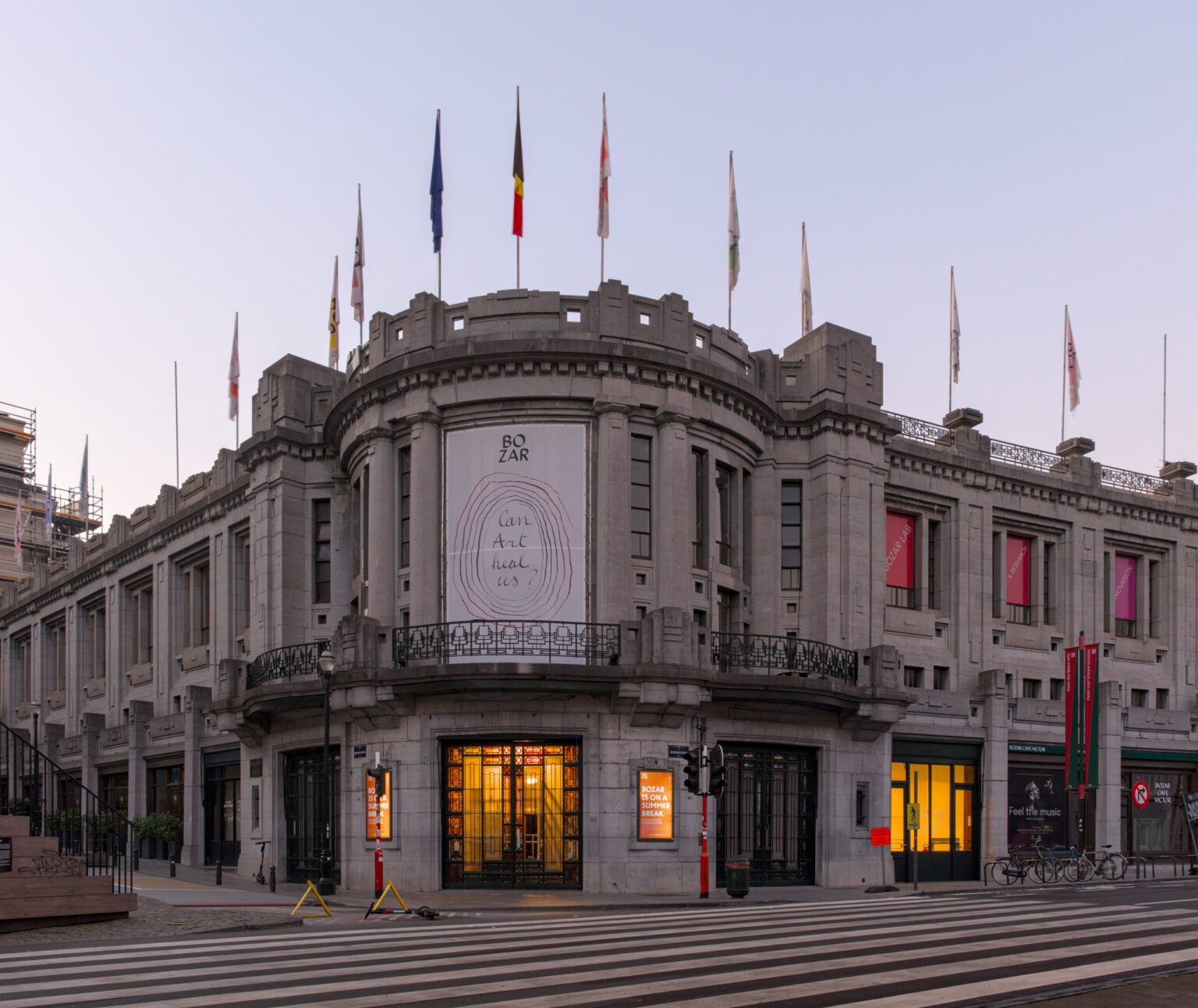 7 exhibitions not to miss this autumn in Belgium parallax background