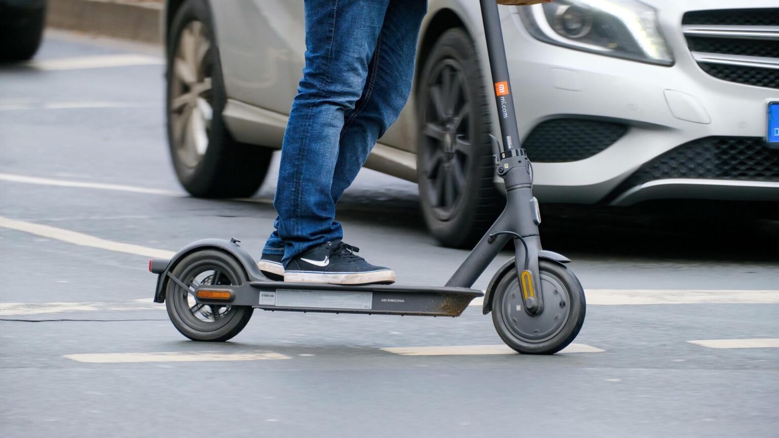Electric scooters and bicycles, driven only by permit. A draft law has been submitted to Parliament