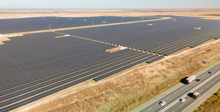 Econergy to assume 100% ownership of Romania's biggest solar park, add batteries