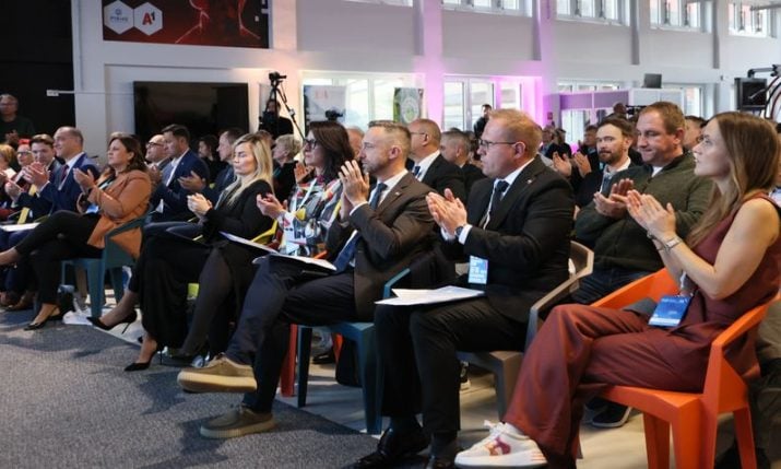 Homeland and diaspora united for a more innovative Croatia – check out what was said at the Meeting G2.11 conference Homeland and diaspora united for a more innovative Croatia – check out what was said at the Meeting G2.11 conference