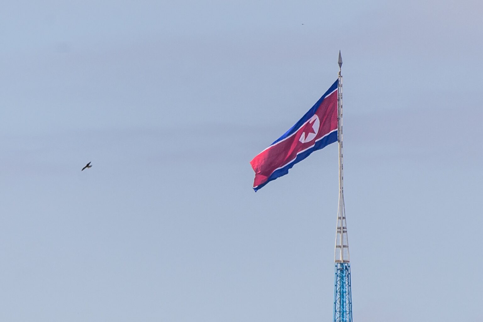 North Korean operatives spotted using evasive techniques to steal data and cryptocurrency