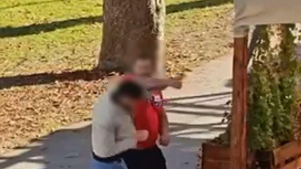 Incident at the scene of the tragedy: a man urinated in front of a bar and hit a citizen