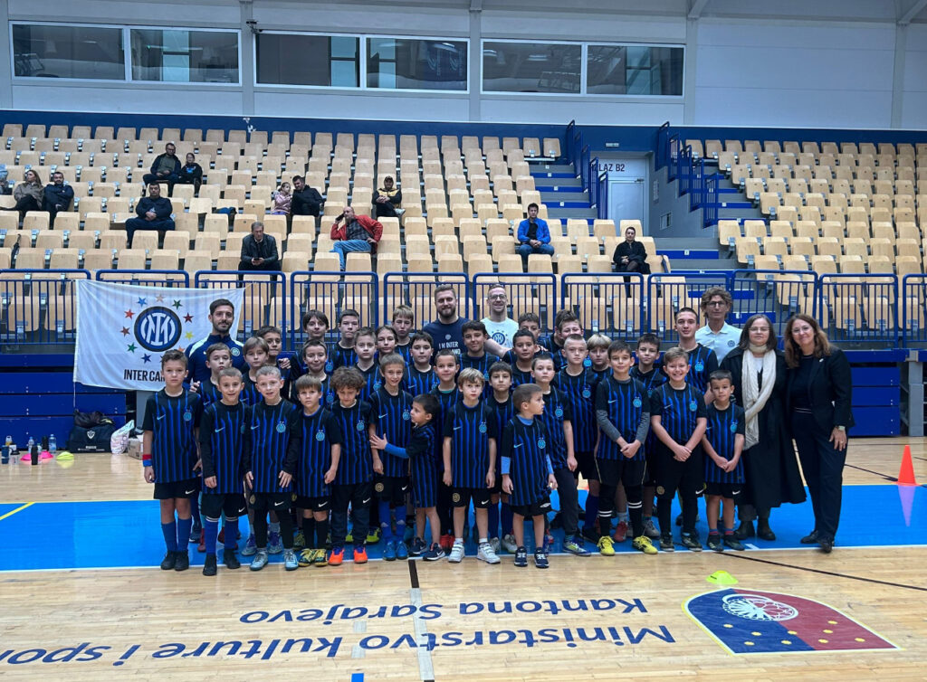 Italian Ambassador Attends Launch of New Season of “Inter Campus BiH”