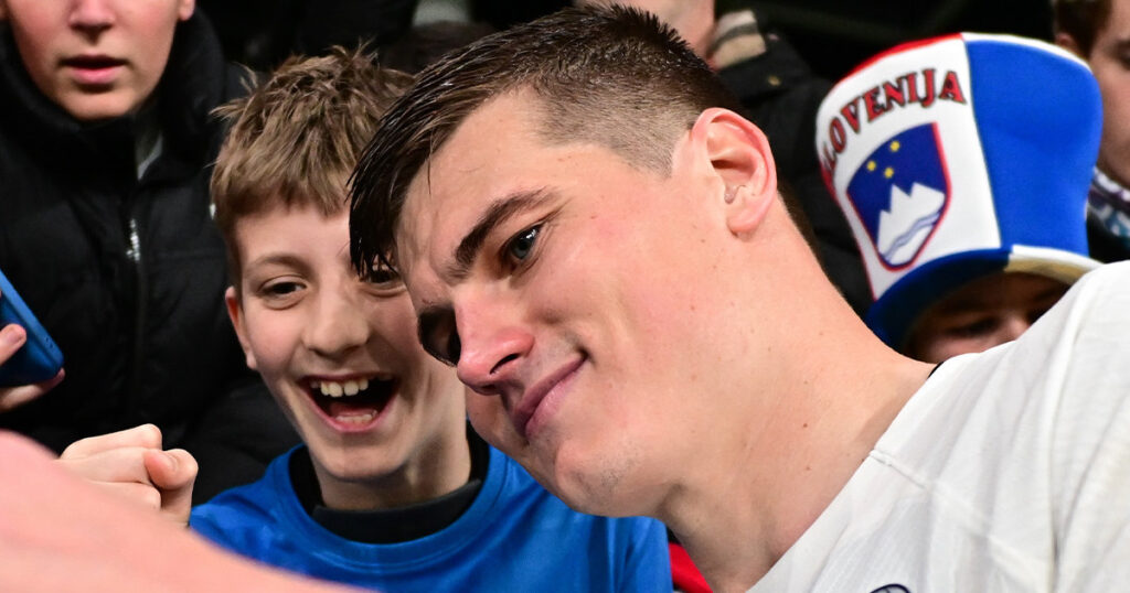 Jaka Bijol continues his clean sheet streak with Slovenia