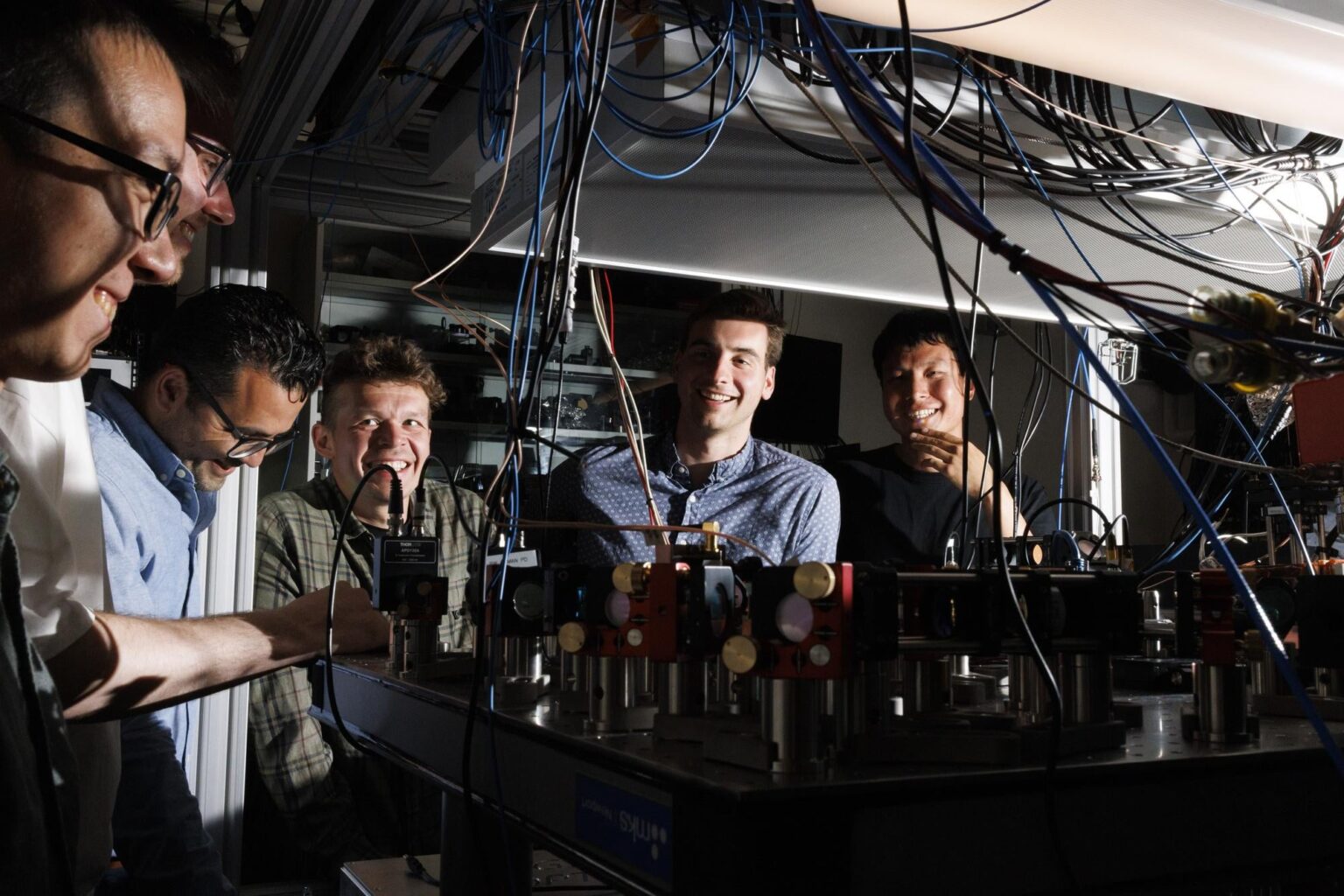 Harvard Researchers Develop First Ever Continuously Operating Quantum Computer | News | The Harvard Crimson