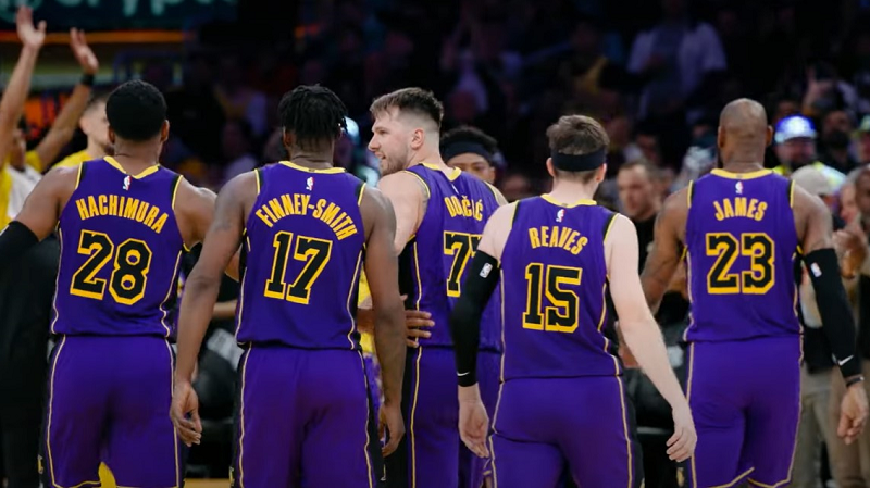 Luka-Doncic-Lebron-James-Austin-Reaves-Los-Angeles-Lakers