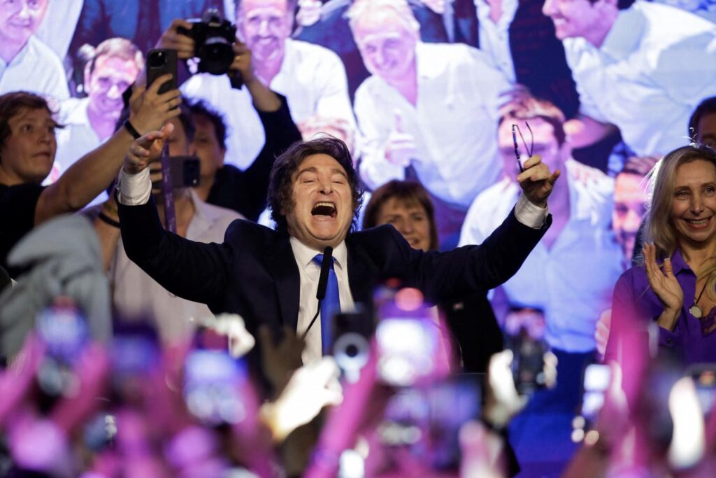 [Le Monde] Legislative elections in Argentina: Javier Milei wins a surprise victory in the mid-term elections