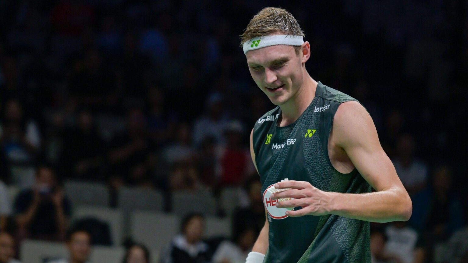 A tearful Axelsen wins the Denmark Open