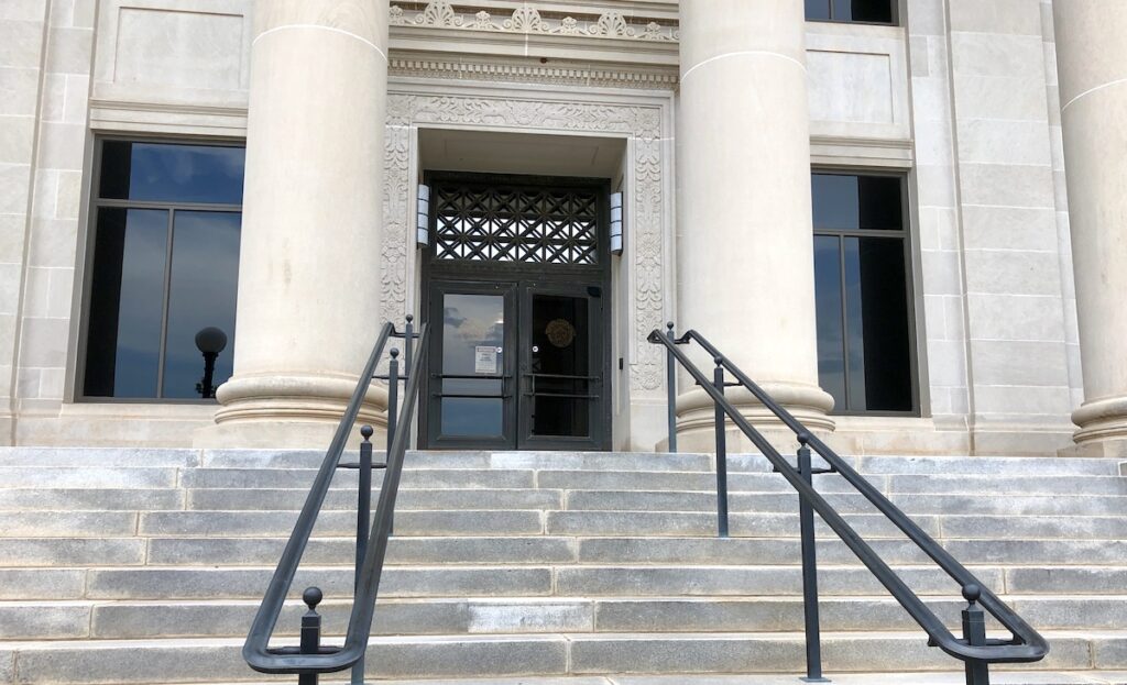 Oklahoma Supreme Court finds ‘business courts’ bill unconstitutional business courts unconstitutional
