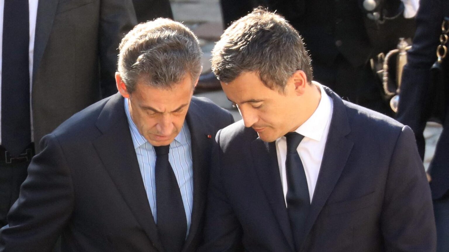 Darmanin targeted by complaint for her implicit support for Sarkozy in prison