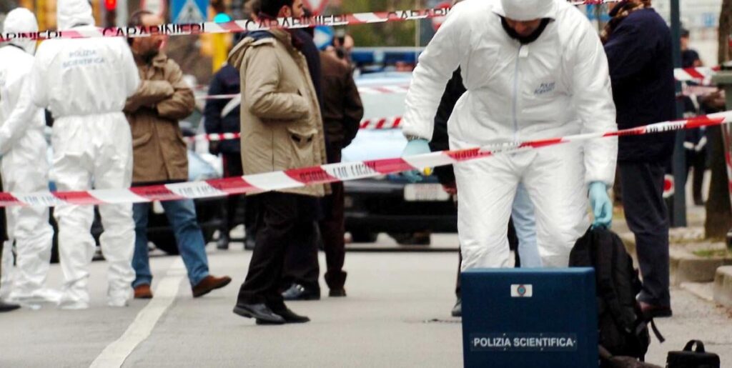 The new expert report on the finds of the attacks of Italian unabomber has not detected correspondences with the DNA of the suspects