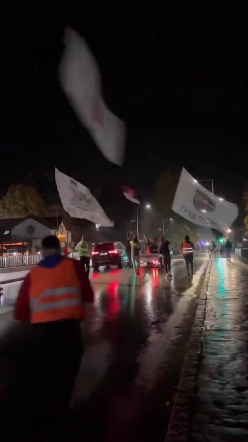 Tonight, at the reception in Valjevo, one of the Bošković brothers, the main Valjevo criminals close to SNS, drove a jeep into students walking from western Serbia