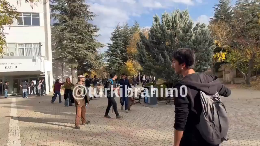 Attackers carrying machetes targeted students at Hacettepe University Beytepe Campus. Two students were hospitalized and three students were detained.