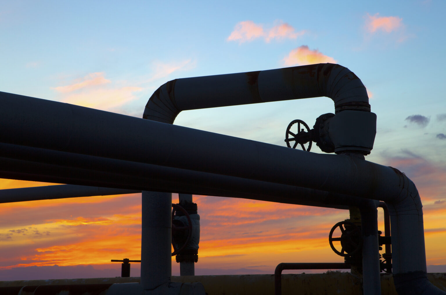 3 Energy Stocks That Are Screaming Deals Right Now