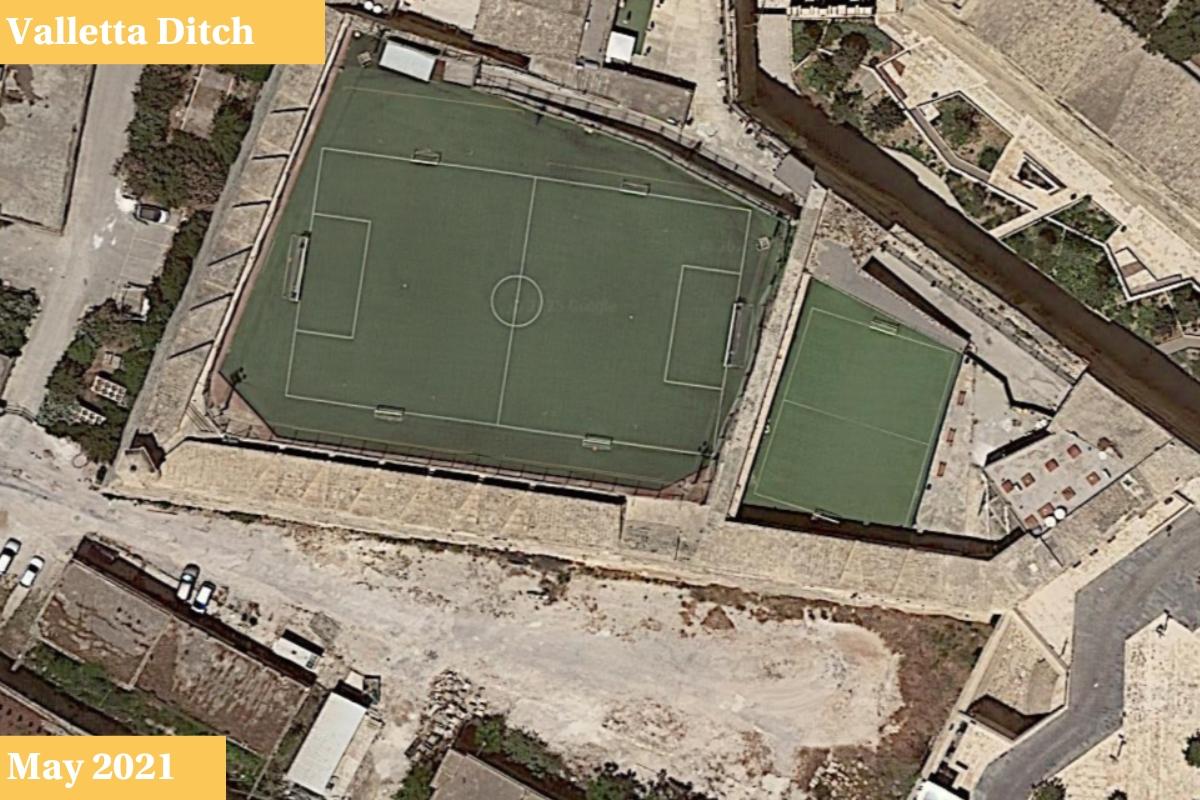 A five-a-side football pitch in Valletta was replaced by padel courts. Photo: Google Earth.