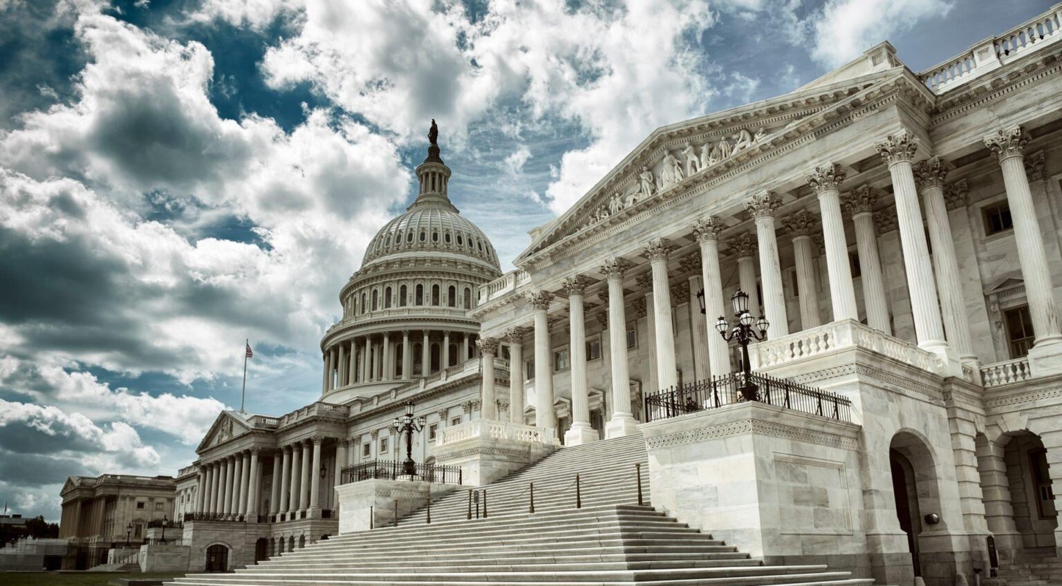 Shutdown in the US: The impasse that "turned off" the lights - how did we get here, what are the consequences