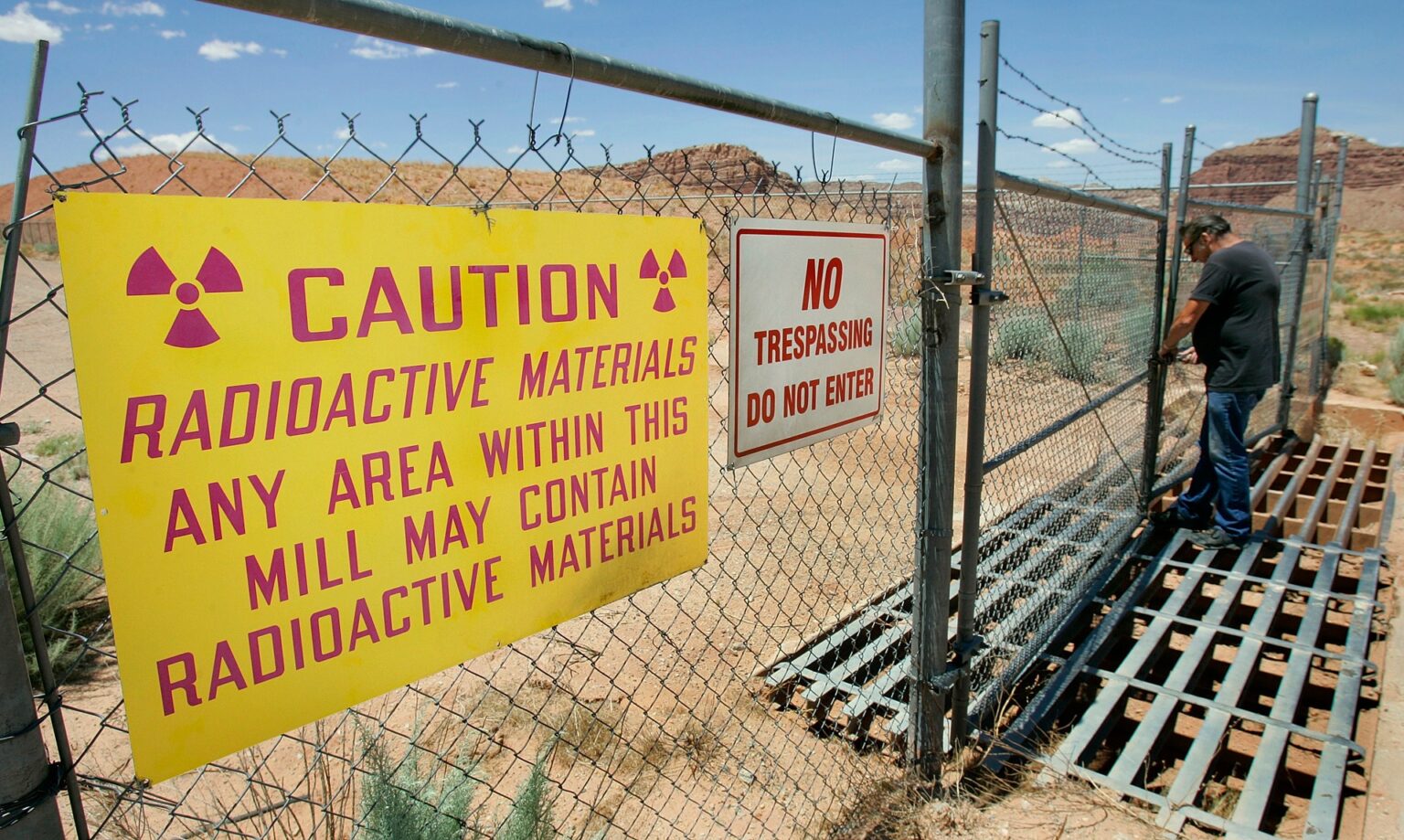 Chinese citizens arrested in Georgia, accused of trying to buy uranium | News
