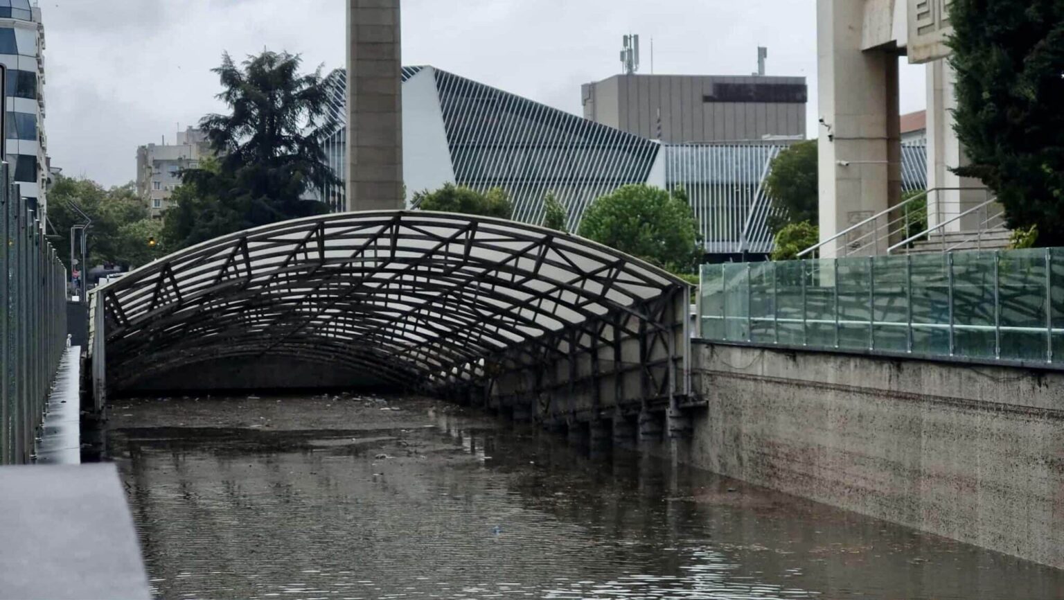 Two Dead in Bulgaria as Torrential Rain Causes Widespread Flooding