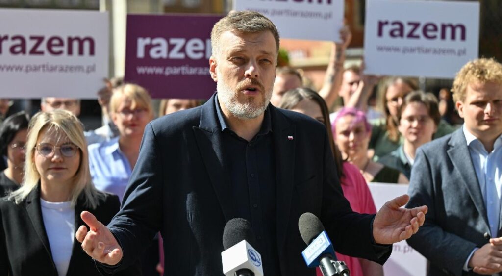 'We will make life difficult for speculators.' Razem wants higher taxes