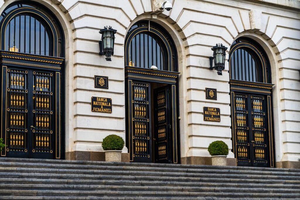 Romanian central bank holds the 36th largest reserves in the world
