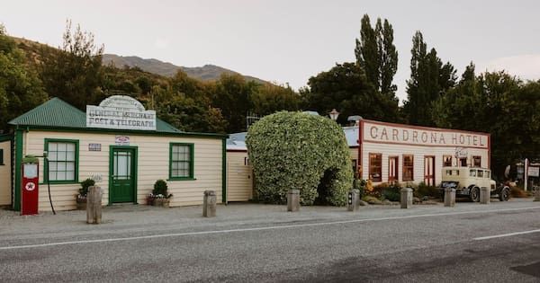 Cardrona Hotel to remain in New Zealand hands after sale
