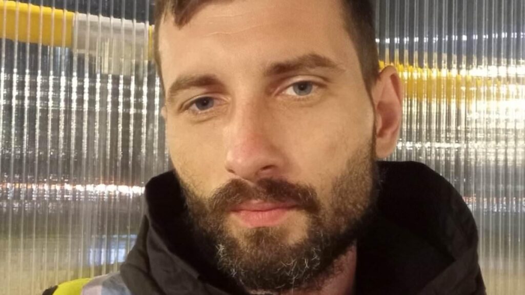 Romanian who stabbed an 11-year-old girl in a random knife attack in Leicester Square has attempted murder charge dropped