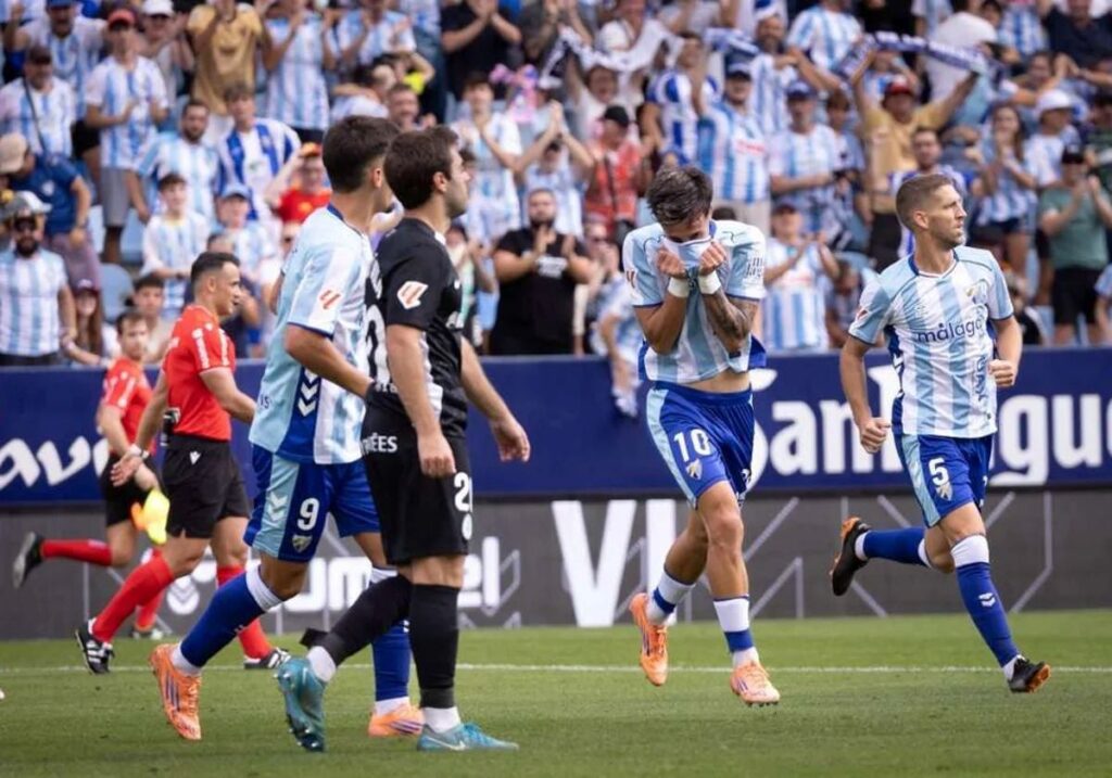 Ten-man Malaga CF crush Andorra in spectacular home victory